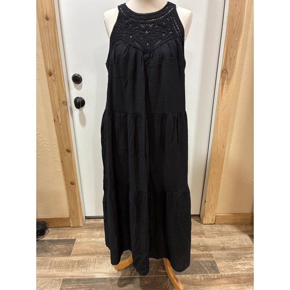 Maxi Black Crochet Lace Halter Dress Tiered Boho Sleeveless Medium